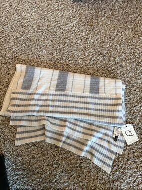 Qi White and Gray Striped Long Cashmere Scarf, NWT
